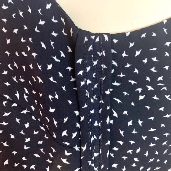 3/$30 Loft Strappy Tank- Navy Bird Print - Size S - Picture 5 of 9
